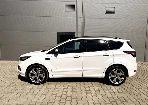 Ford Kuga cena 73000 przebieg: 140000, rok produkcji 2016 z Lublin małe 121